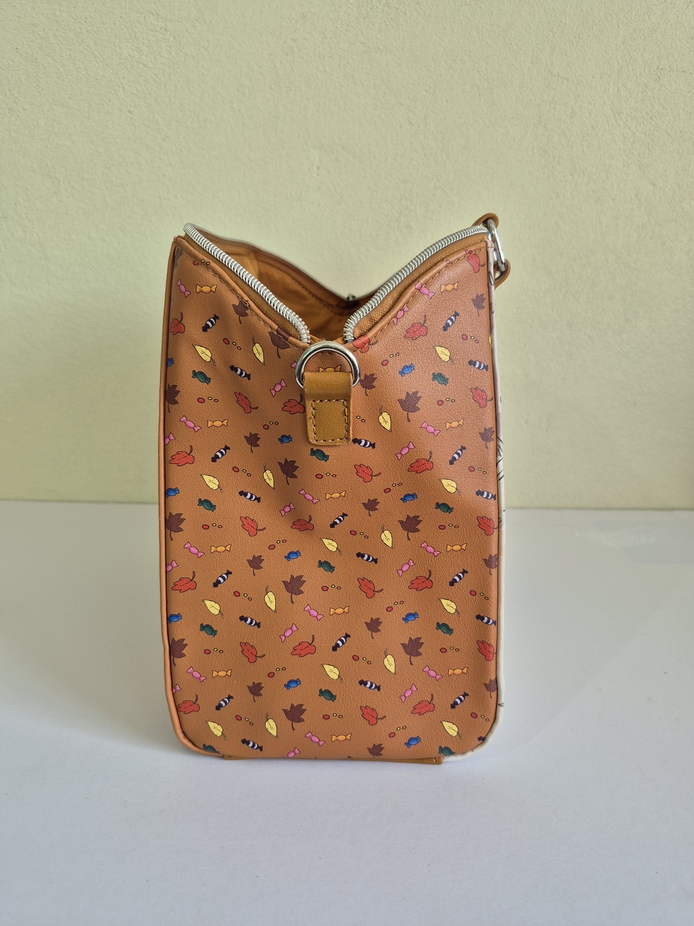 Loungefly Tan Winnie the Pooh Halloween Crossbody Satchel - Picture 3 of 7